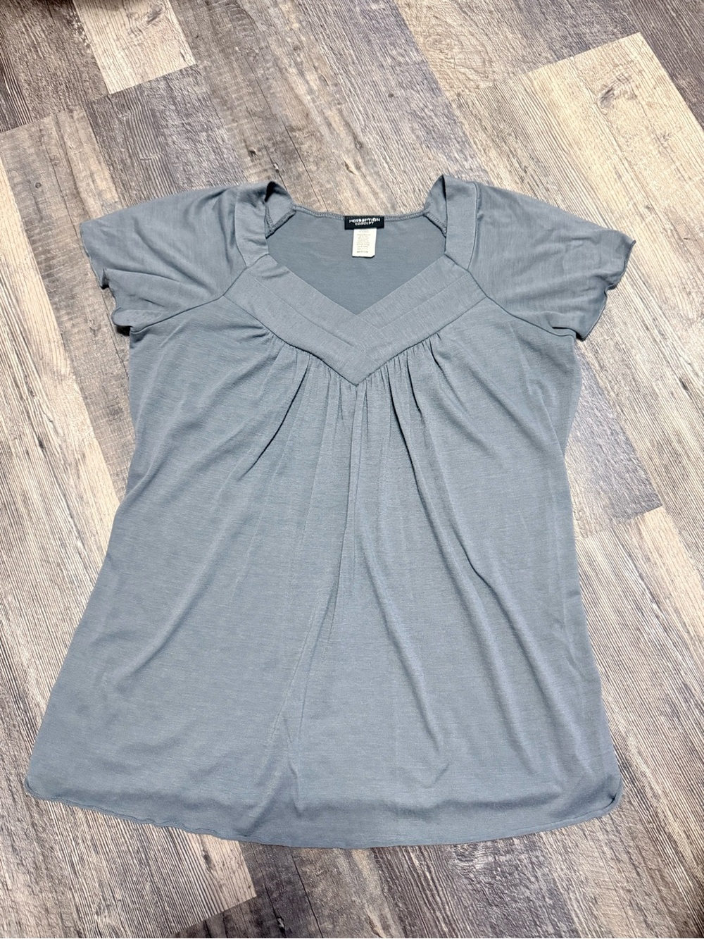 Perception Concept V-Neck Pleated Short Sleeve Top